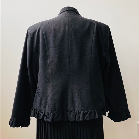 Black Silk open blazer jacket with ruffle border - Picture 8 of 9